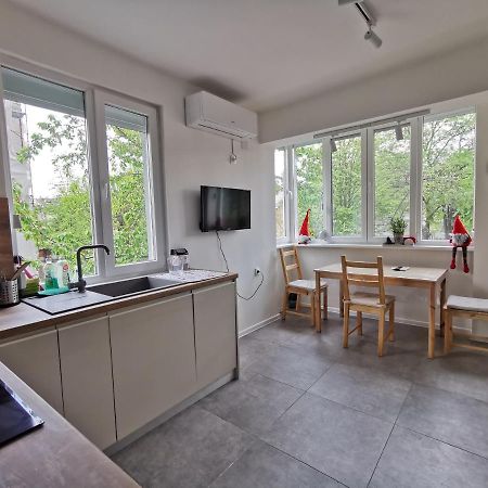 Brand New Apartment София Екстериор снимка